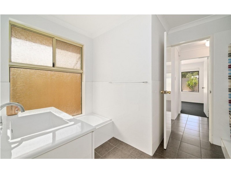 54 Ellamere Retreat, Maddington WA 6109