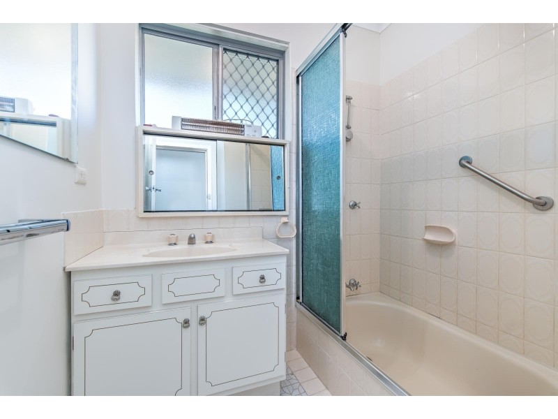 1 Wooltana Street, Como WA 6152