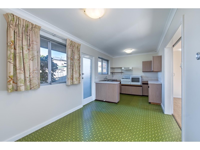 1 Wooltana Street, Como WA 6152