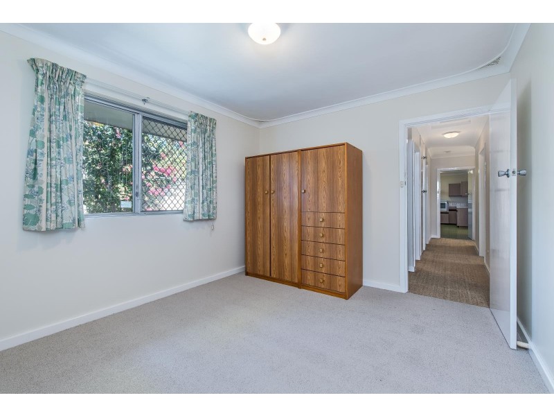1 Wooltana Street, Como WA 6152