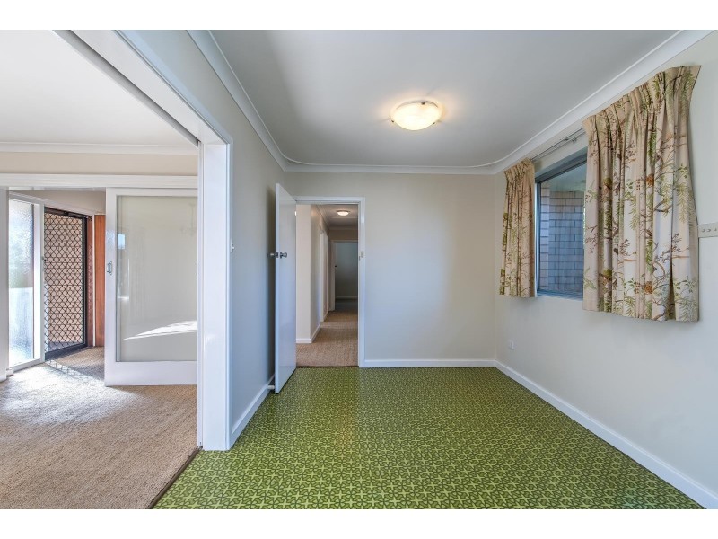 1 Wooltana Street, Como WA 6152