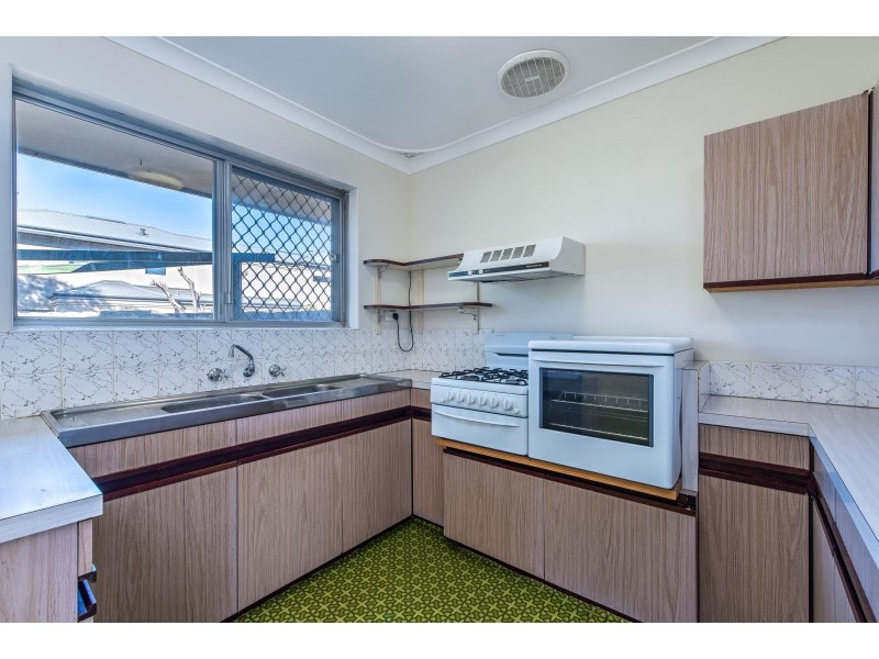 1 Wooltana Street, Como WA 6152