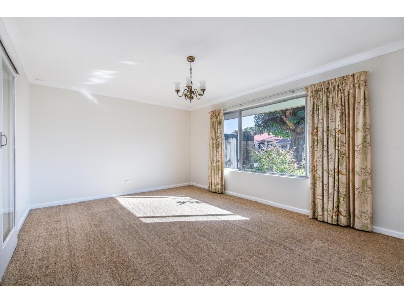 1 Wooltana Street, Como WA 6152
