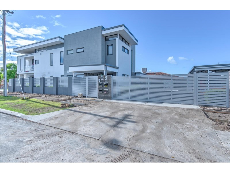 2/28 Ross Street, Kewdale WA 6105