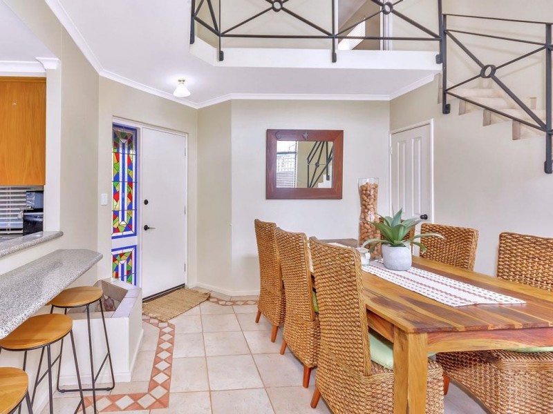 2/33 Banksia Terrace, Kensington WA 6151