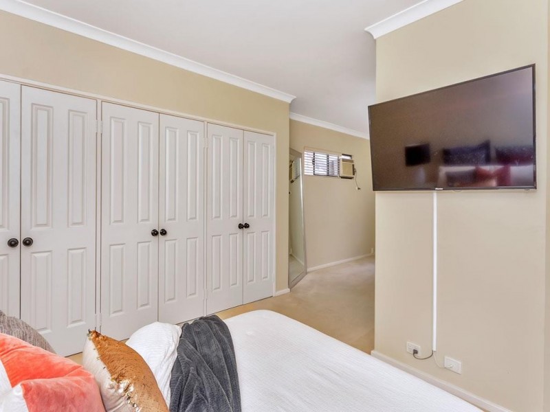 2/33 Banksia Terrace, Kensington WA 6151