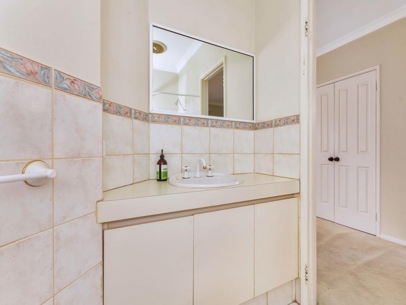 2/33 Banksia Terrace, Kensington WA 6151