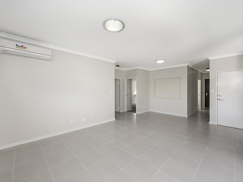 21/1 Balfour Road, Swan View WA 6056