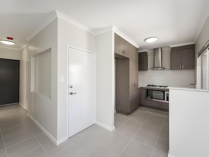 21/1 Balfour Road, Swan View WA 6056