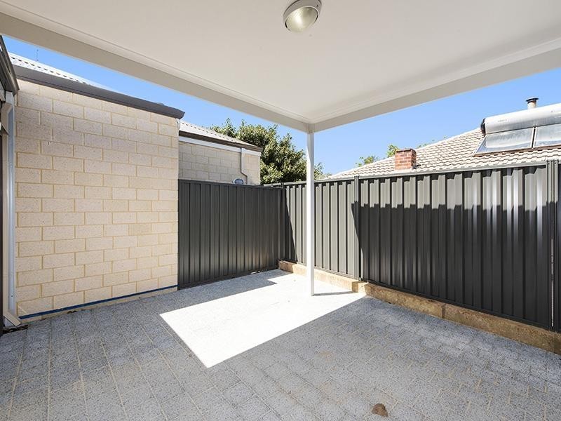 21/1 Balfour Road, Swan View WA 6056