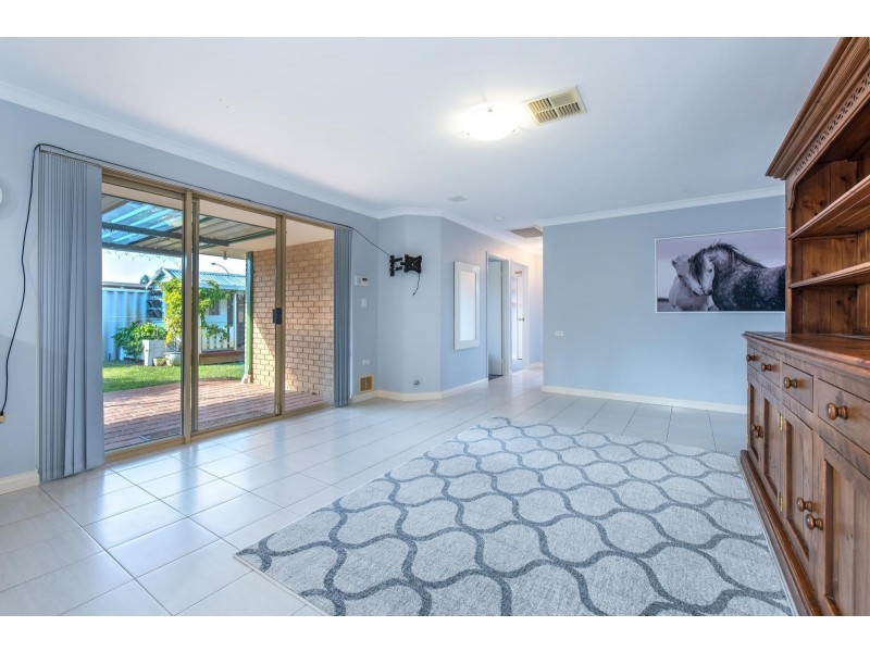 7 Lundy Cove, Kiara WA 6054