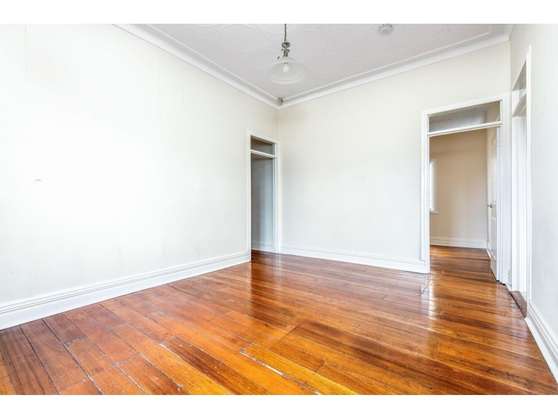 8 Railway Parade, Midland WA 6056
