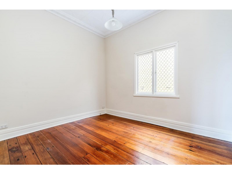 8 Railway Parade, Midland WA 6056