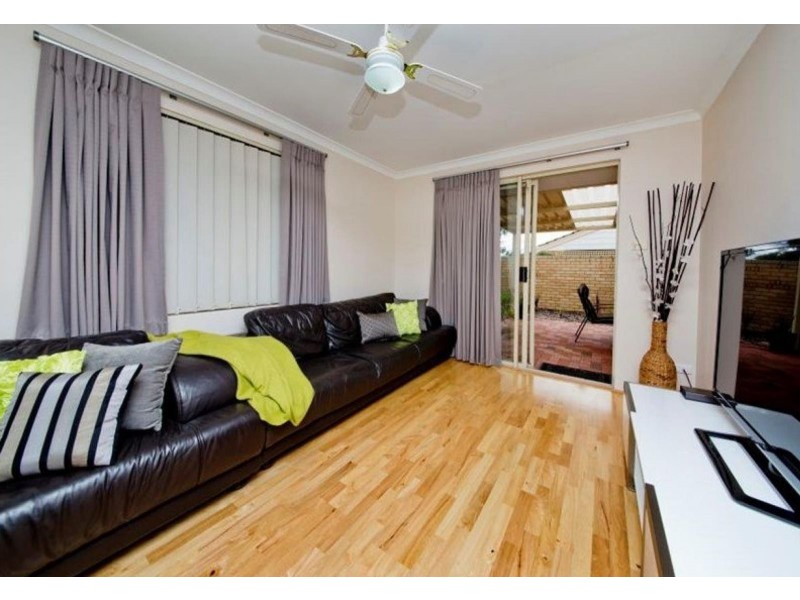 2/4 Keatley Court, Mirrabooka WA 6061