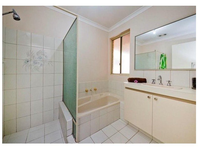 2/4 Keatley Court, Mirrabooka WA 6061