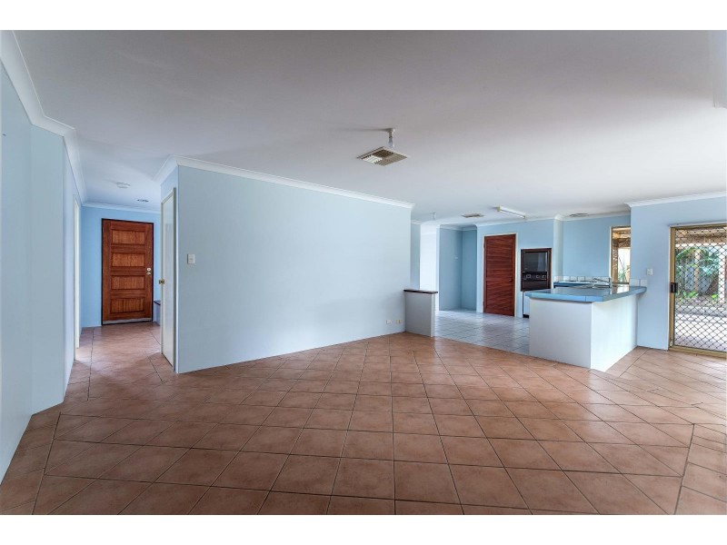 24 Azelia Street, Alexander Heights WA 6064