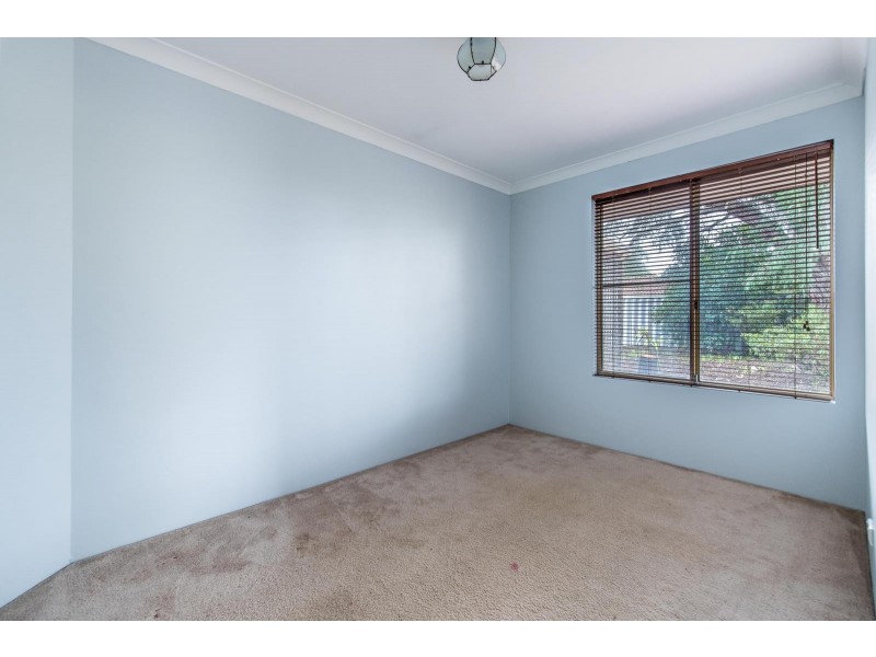 24 Azelia Street, Alexander Heights WA 6064