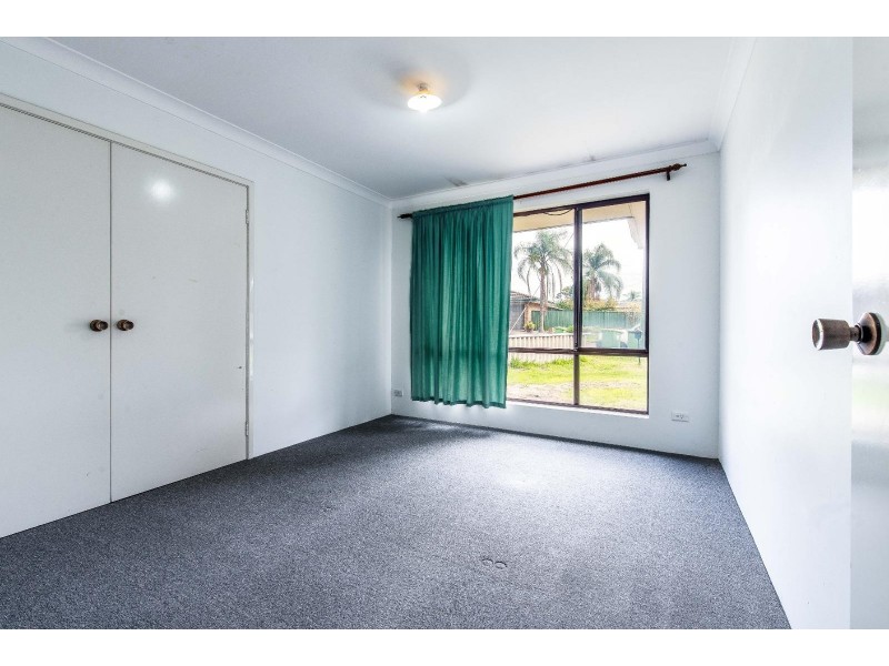 4 Thompson Place, Kewdale WA 6105
