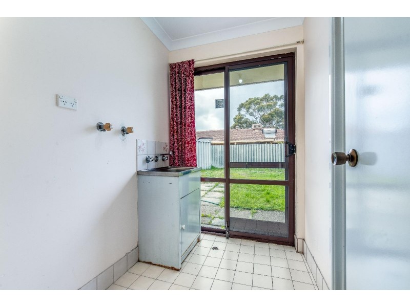 4 Thompson Place, Kewdale WA 6105