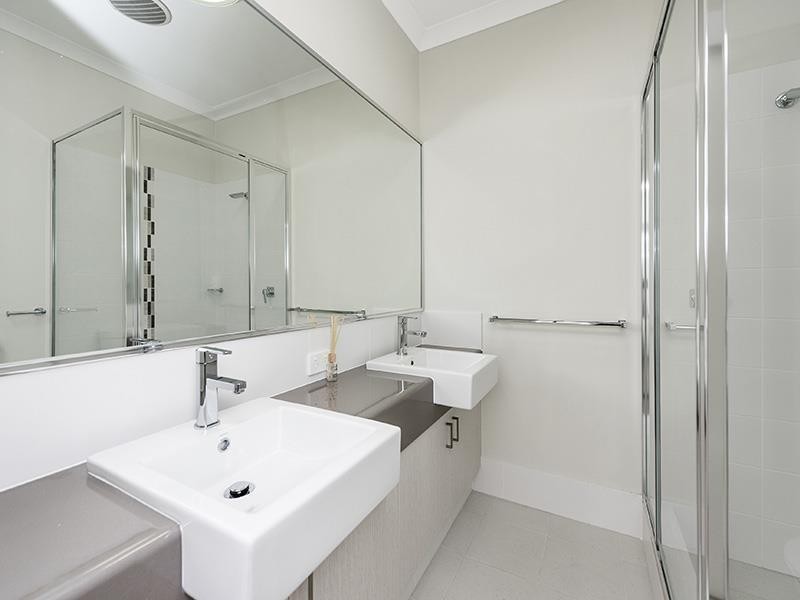 24/1 Balfour Road, Swan View WA 6056