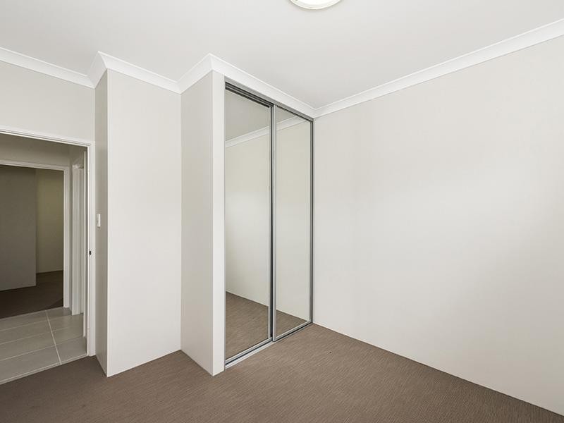 24/1 Balfour Road, Swan View WA 6056