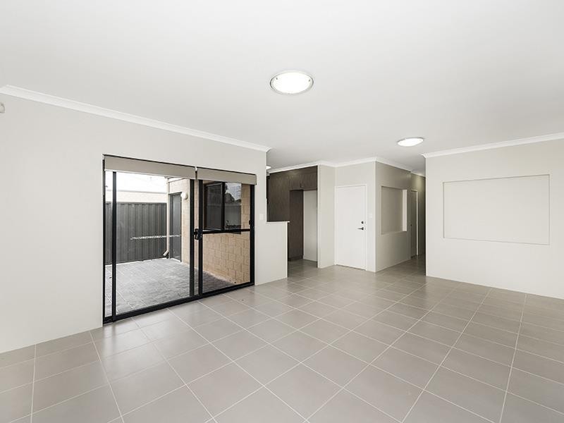24/1 Balfour Road, Swan View WA 6056