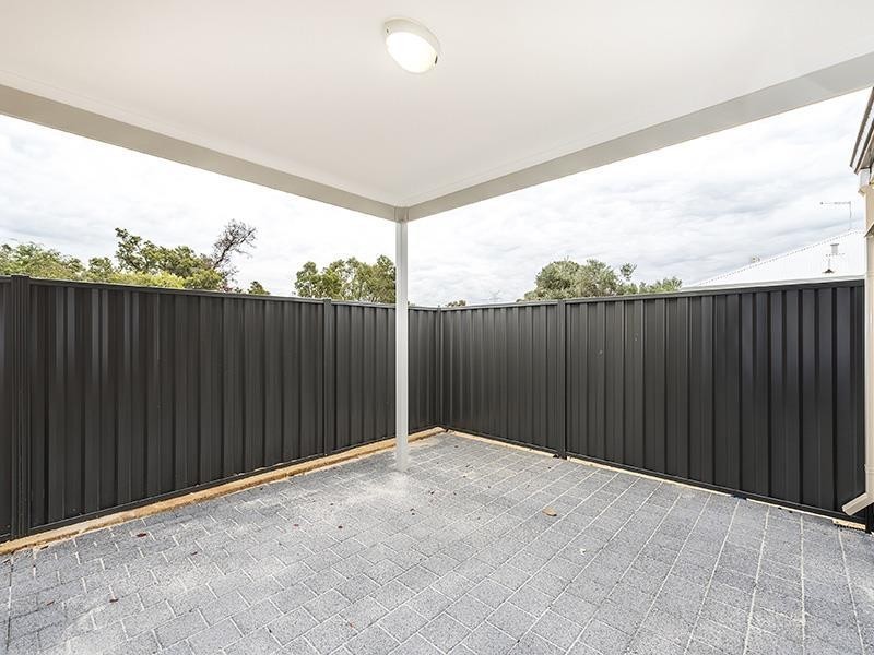 24/1 Balfour Road, Swan View WA 6056