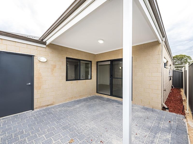 24/1 Balfour Road, Swan View WA 6056