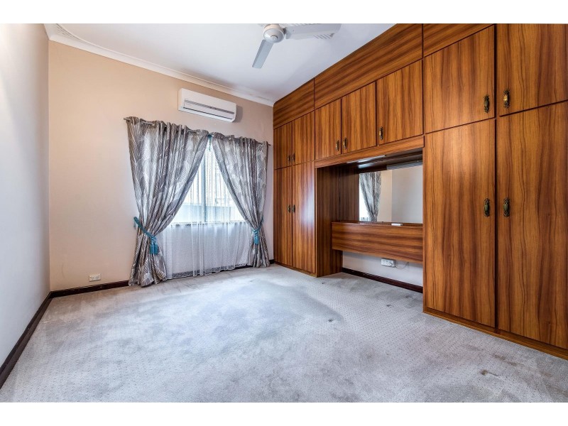 44 Beaconsfiield Street, St James WA 6102