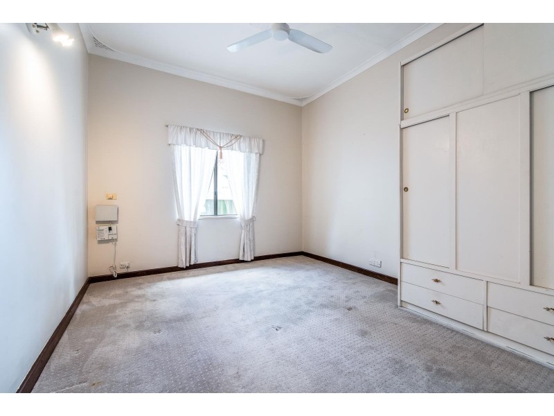 44 Beaconsfiield Street, St James WA 6102