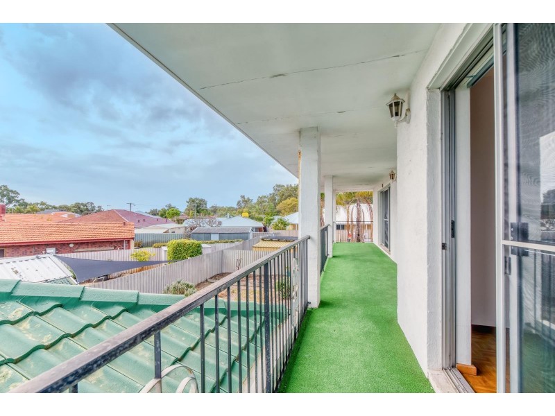 12 Drysdale Street, Shelley WA 6148