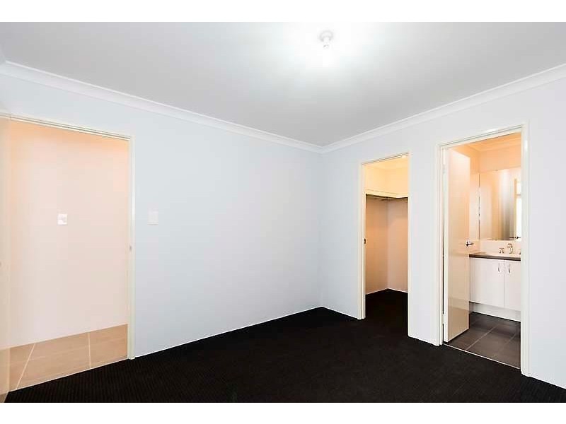 12 Sepia Way, Eglinton WA 6034