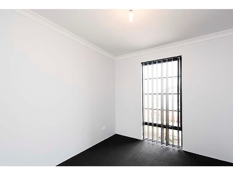 12 Sepia Way, Eglinton WA 6034