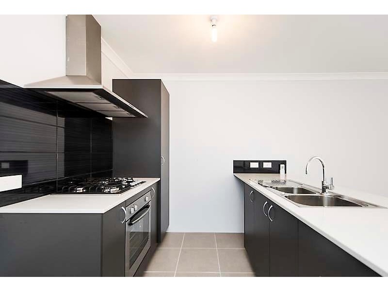 12 Sepia Way, Eglinton WA 6034