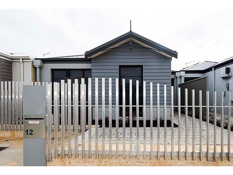 12 Sepia Way, Eglinton WA 6034