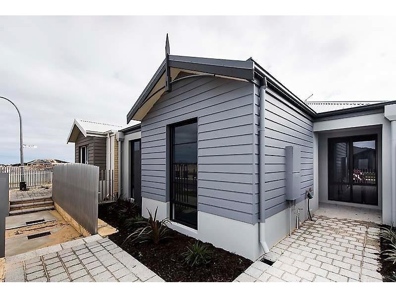 12 Sepia Way, Eglinton WA 6034