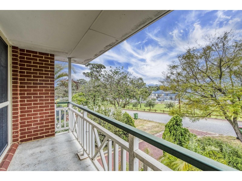 1/9 Charles Street, Maylands WA 6051