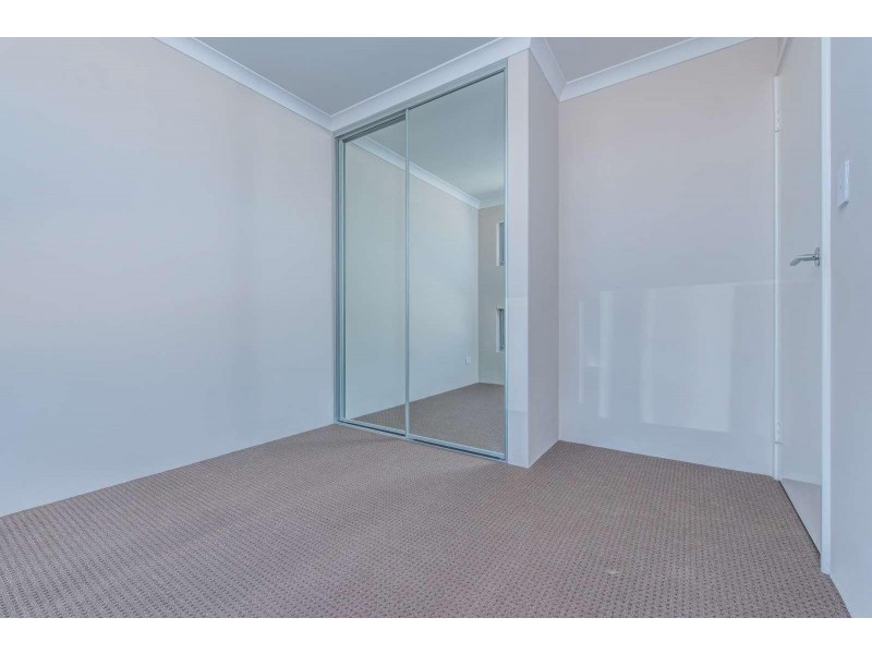 18 Buncrana View, Southern River WA 6110