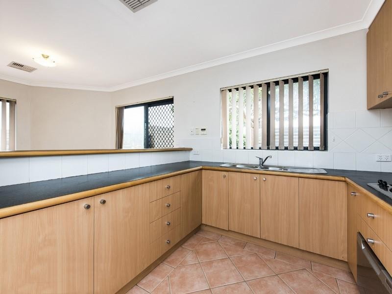 17A Crocker Way, Innaloo WA 6018