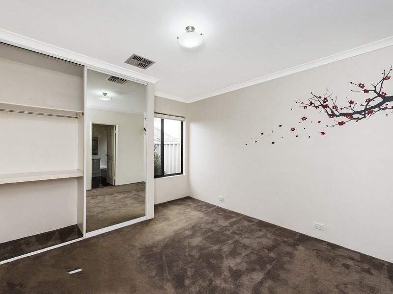 17A Crocker Way, Innaloo WA 6018