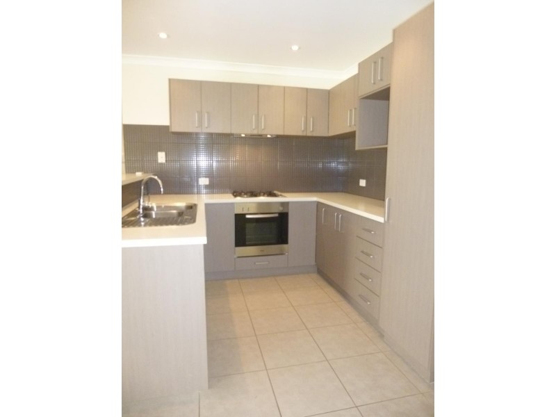 2 Tambelyn Street, Clarkson WA 6030