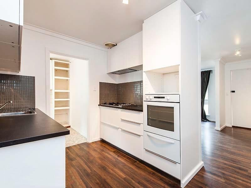 3 Burnham Way, Girrawheen WA 6064
