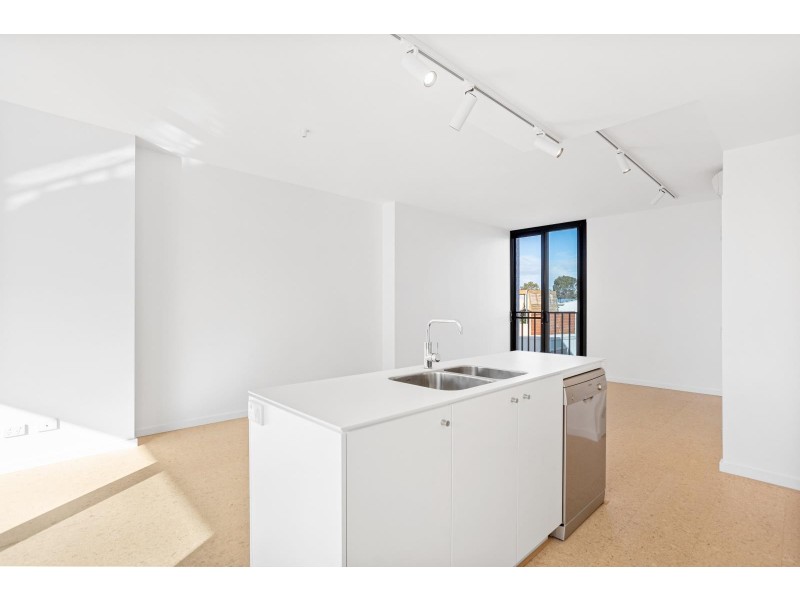 16/2 Beazley Way, White Gum Valley WA 6162