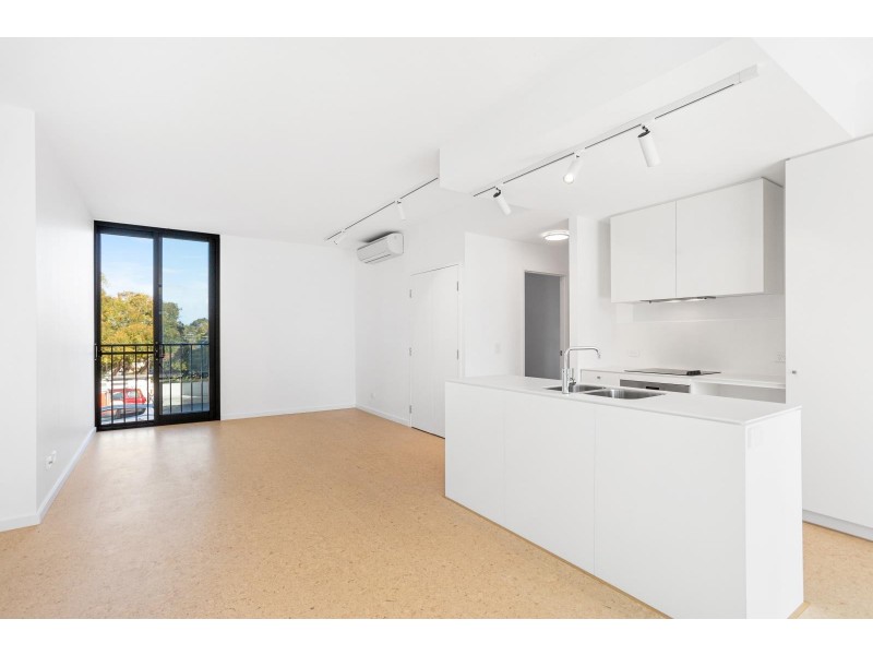 16/2 Beazley Way, White Gum Valley WA 6162