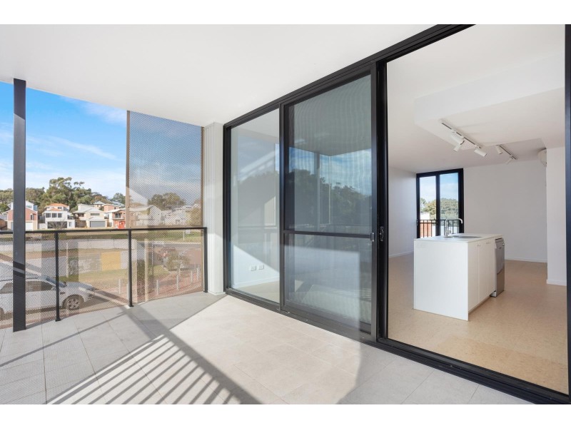 16/2 Beazley Way, White Gum Valley WA 6162