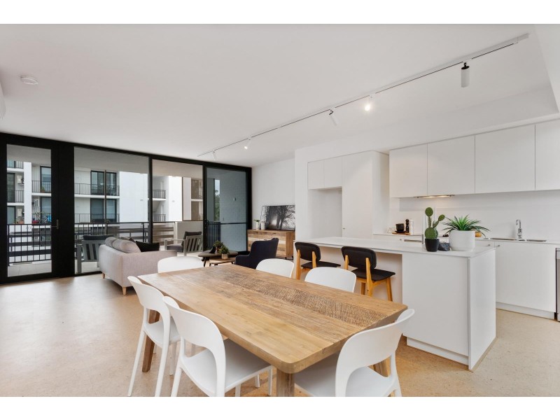 15/2 Beazley Way, White Gum Valley WA 6162