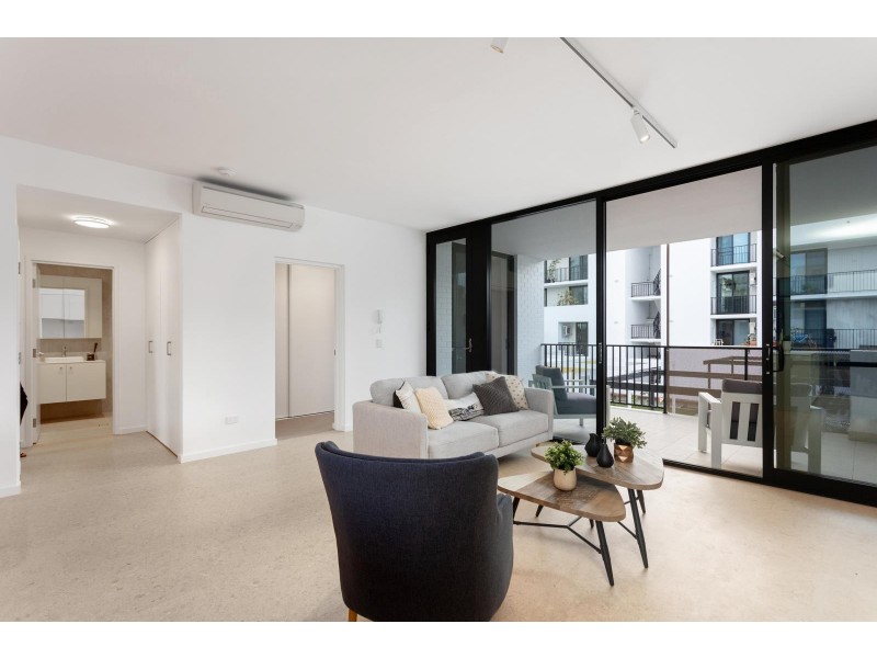 15/2 Beazley Way, White Gum Valley WA 6162