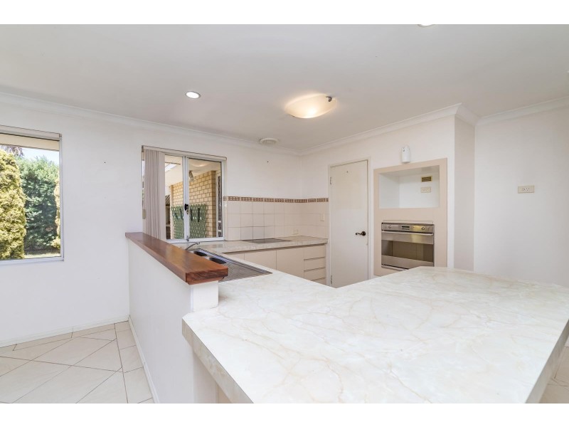18 Arthurs Vale, Quinns Rocks WA 6030