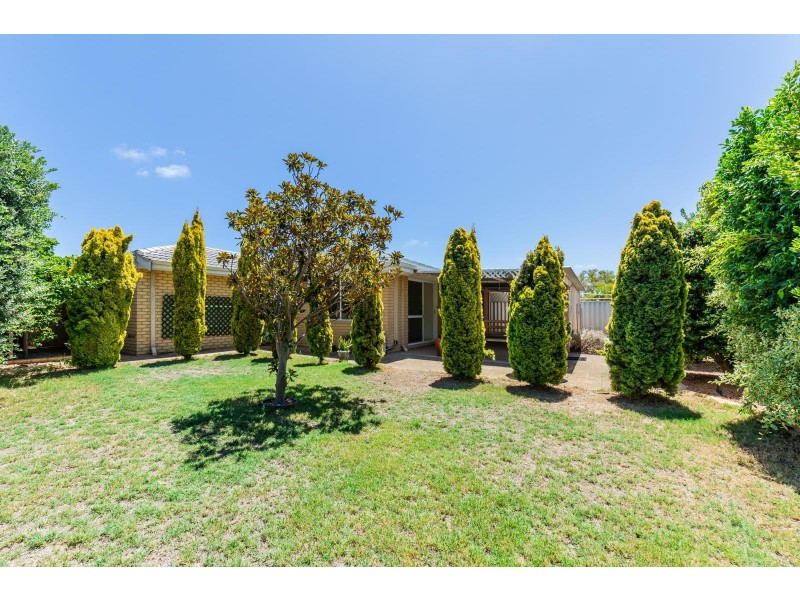 18 Arthurs Vale, Quinns Rocks WA 6030