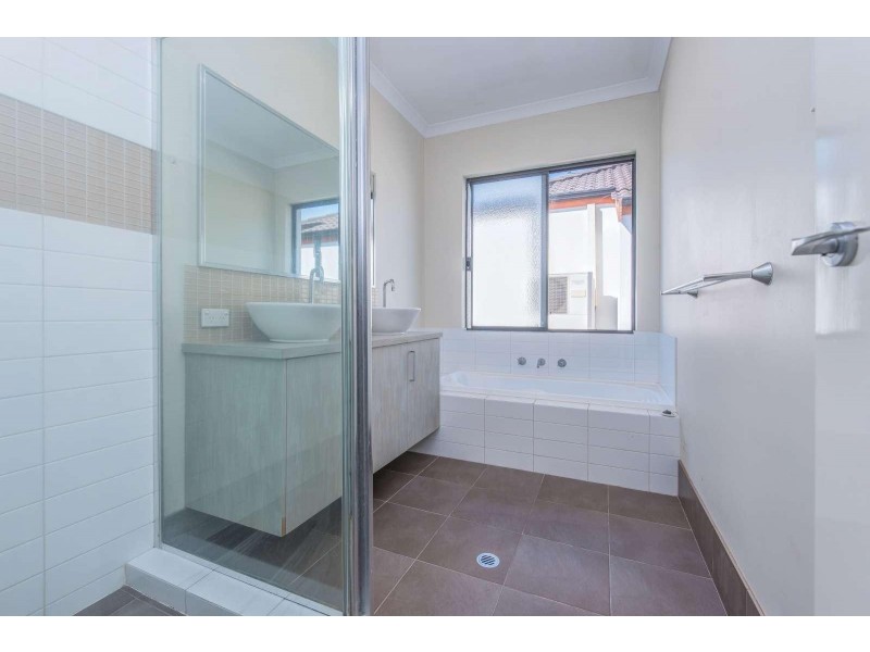 86B Fitzroy Road, Rivervale WA 6103